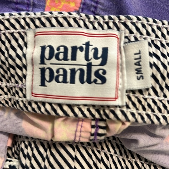 PINEAPPLE  PARTY STARTER SHORT - PURPLE - Picture 5 of 6